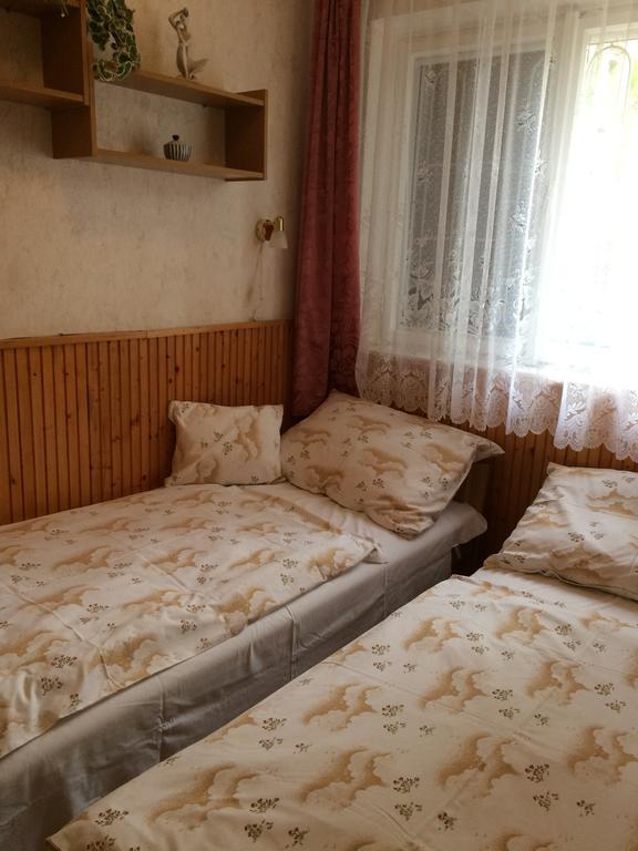 فيلا Rozsa Nyaralohaz Balatonboglár المظهر الخارجي الصورة